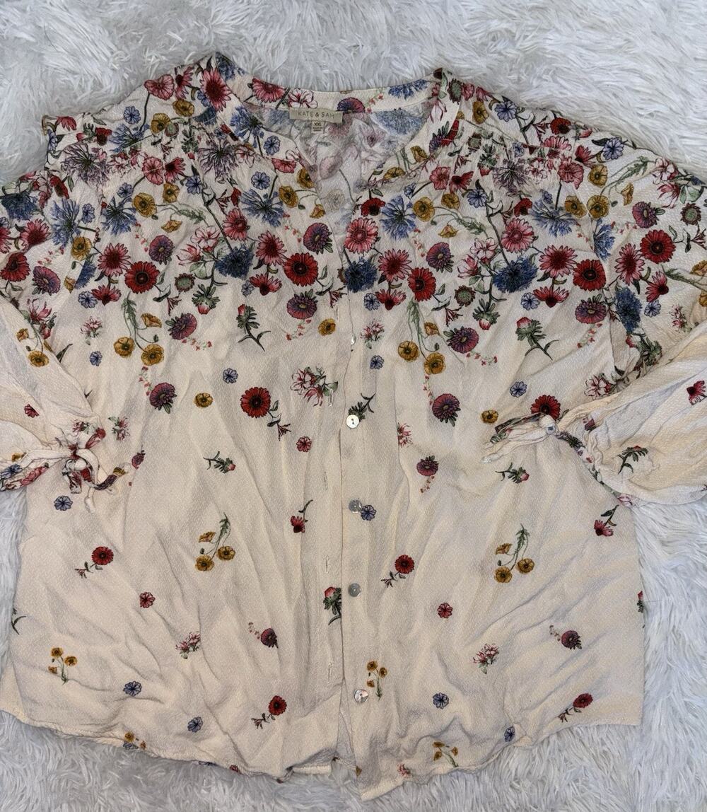 Kate & Sam Women’s XXL Delicate, Pretty Floral Button Front Blouse. Exc. Cond